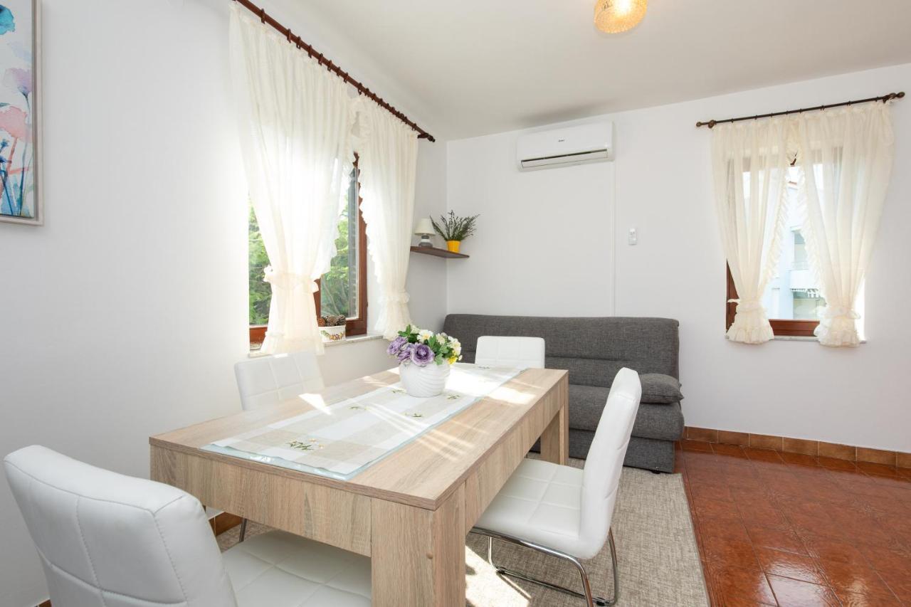 Apartment Drago *Cosy & Close To The Beach! Крк Экстерьер фото