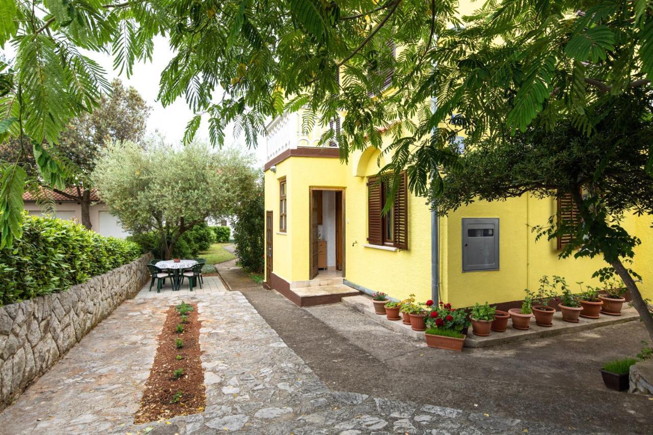 Apartment Drago *Cosy & Close To The Beach! Крк Экстерьер фото