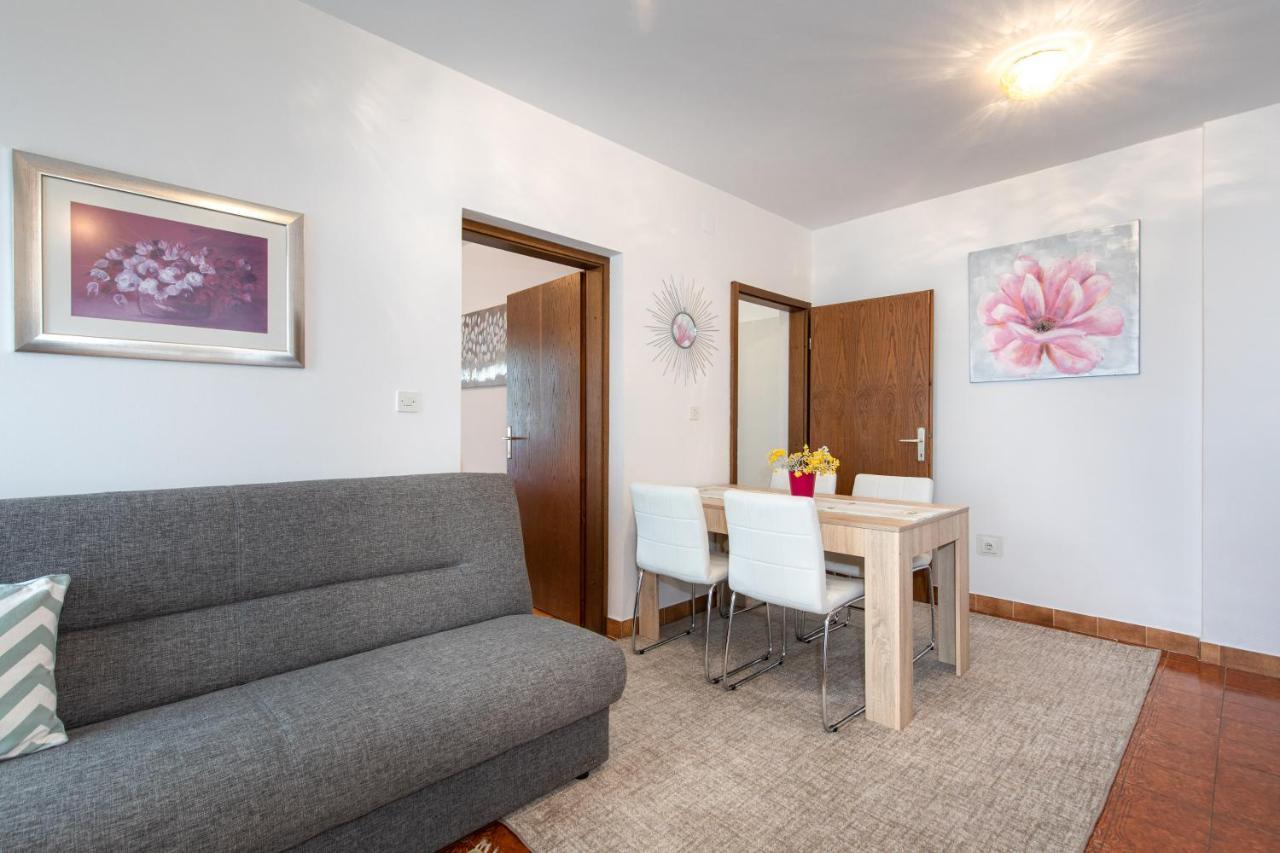 Apartment Drago *Cosy & Close To The Beach! Крк Экстерьер фото