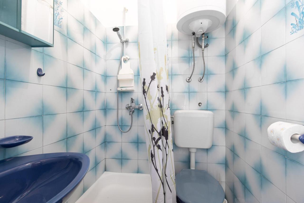 Apartment Drago *Cosy & Close To The Beach! Крк Экстерьер фото